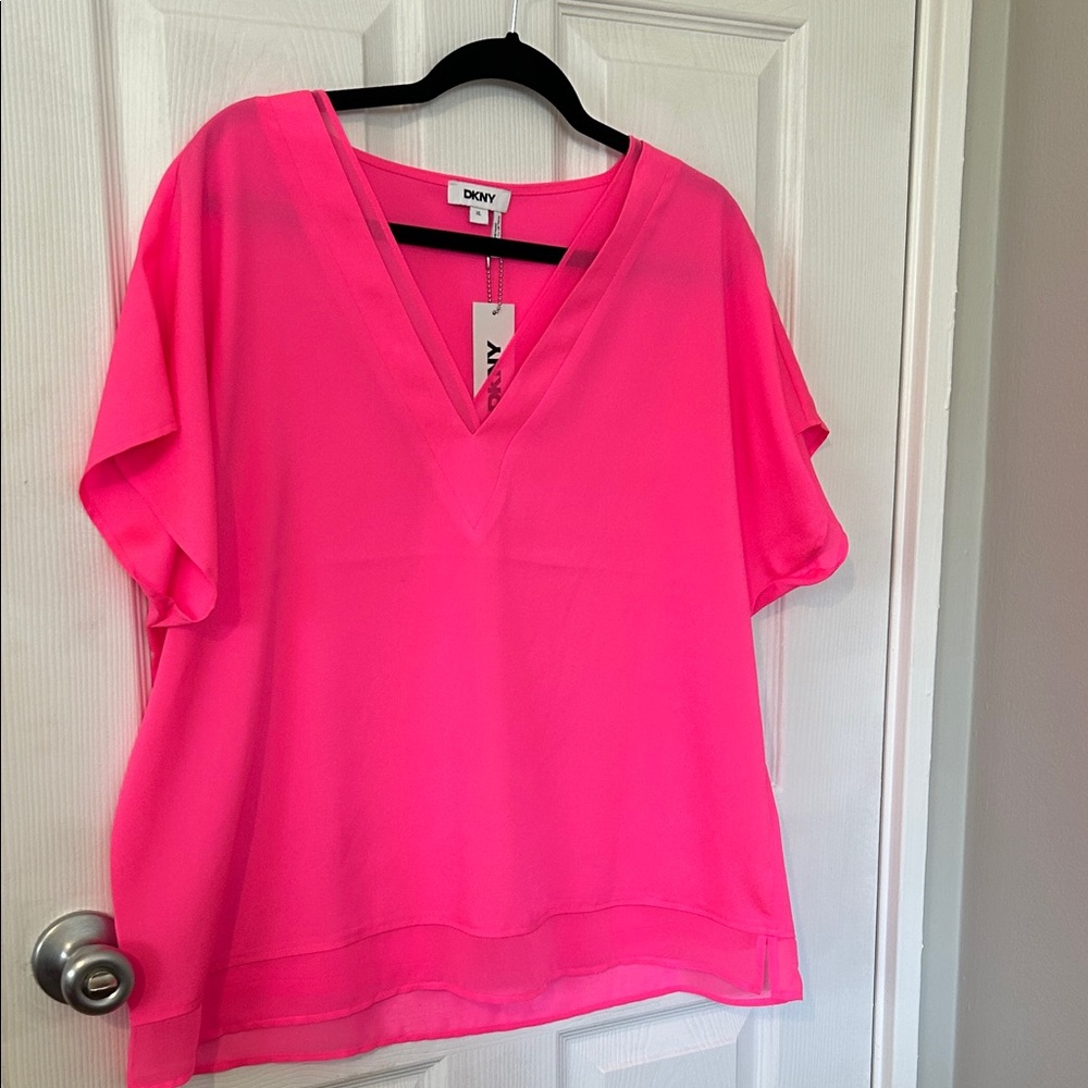 NWT DKNY neon Pink V-Neck top